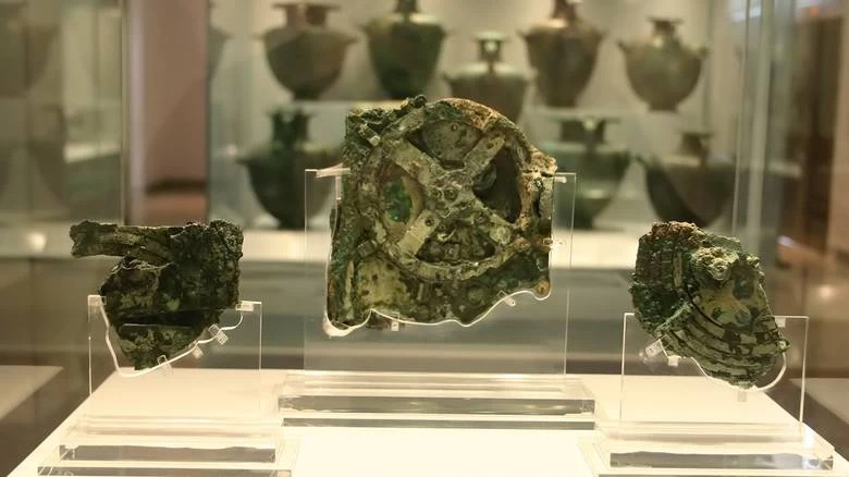 Μηχανισμός των Αντικυθήρων: Tι αποκαλύπτουν οι επιγραφές στο εσωτερικό του